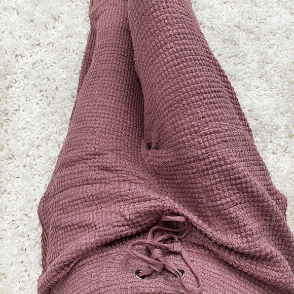 mysisterskloset Pants - DREAM STATE Jogger in Dark Rose